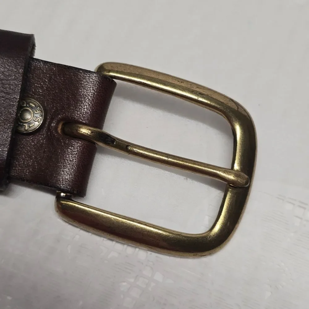Levis Mens Full Grain Brown Genuine Leather Belt Size 44 Vintage Made In USA